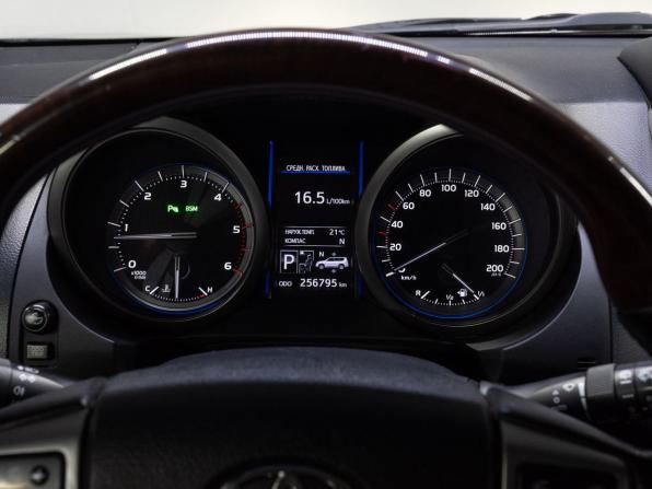 Toyota Land Cruiser Prado 150 Series Рестайлинг 1 с пробегом 2014 года, цена 2 990 000 рублей, 256795 км, внедорожник, Автокод Объявления