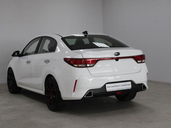 Kia Rio IV Рестайлинг с пробегом 2021 года, цена 1 879 900 рублей, 59169 км, седан, Автокод Объявления