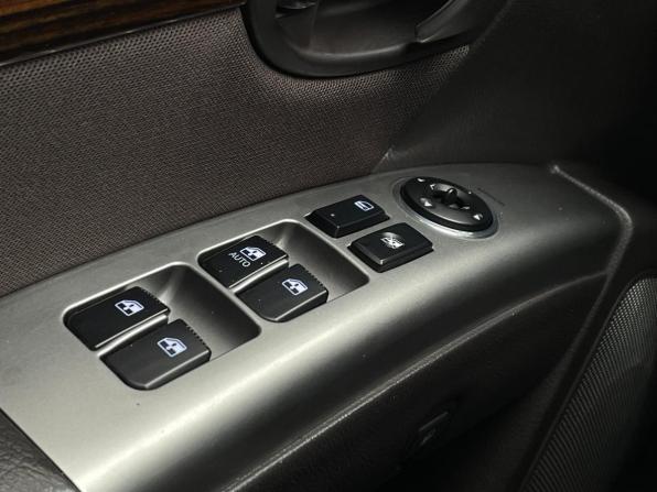 Hyundai Santa Fe II Рестайлинг с пробегом 2011 года, цена 990 000 рублей, 282000 км, внедорожник, Автокод Объявления