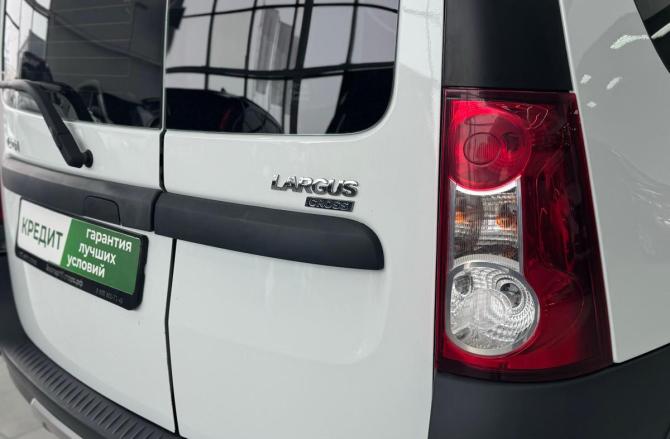 Lada (ВАЗ) Largus I с пробегом 2018 года, цена 989 000 рублей, 174376 км, универсал, Автокод Объявления