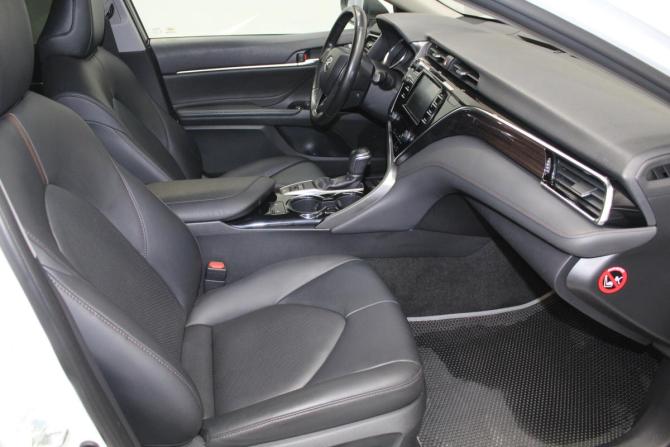 Toyota Camry VIII (XV70) с пробегом 2019 года, цена 2 709 000 рублей, 101721 км, седан, Автокод Объявления