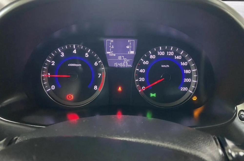 Hyundai Solaris I Рестайлинг Набережные Челны  - изображение 11