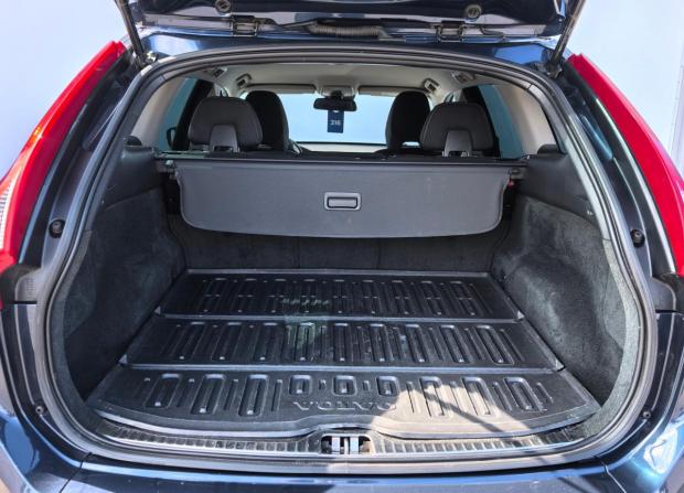 Volvo XC60 I Рестайлинг с пробегом 2014 года, цена 1 730 000 рублей, 229000 км, внедорожник, Автокод Объявления