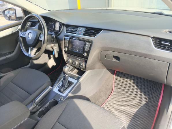 Skoda Octavia III (A7) с пробегом 2016 года, цена 1 555 000 рублей, 123693 км, лифтбек, Автокод Объявления