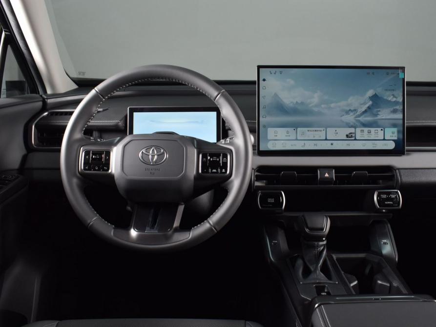 Toyota RAV4 VI (XA60) Кемерово  - изображение 11