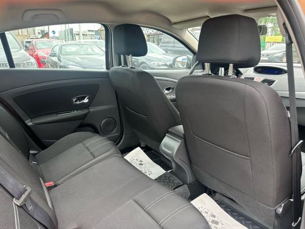 Renault Fluence I Рестайлинг с пробегом 2014 года, цена 852 000 рублей, 148569 км, седан, Автокод Объявления