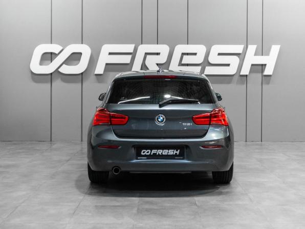 BMW 1 серии II (F20/F21) Рестайлинг 2 с пробегом 2017 года, цена 1 779 000 рублей, 79356 км, хэтчбек, Автокод Объявления