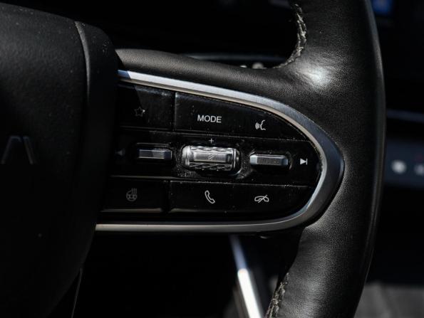Omoda C5 I с пробегом 2023 года, цена 1 690 000 рублей, 79000 км, внедорожник, Автокод Объявления