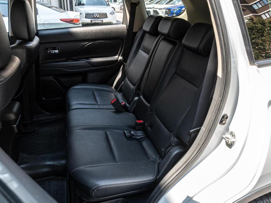 Mitsubishi Outlander III Рестайлинг Краснодар  - изображение 9