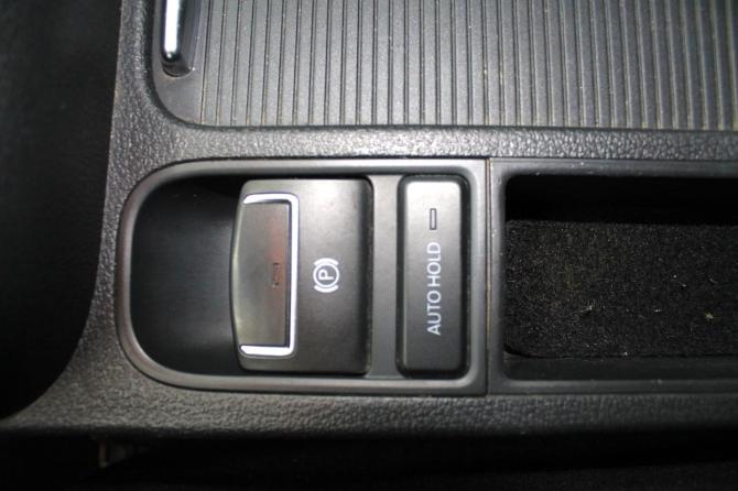 Volkswagen Tiguan I Рестайлинг с пробегом 2013 года, цена 1 499 000 рублей, 115305 км, внедорожник, Автокод Объявления