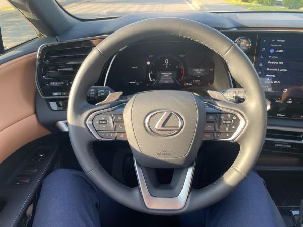 Lexus RX V с пробегом 2025 года, цена 8 096 000 рублей, 22 км, внедорожник, Автокод Объявления