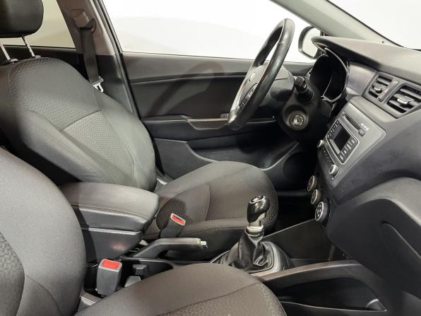 Kia Rio III Рестайлинг с пробегом 2015 года, цена 1 099 000 рублей, 138275 км, седан, Автокод Объявления