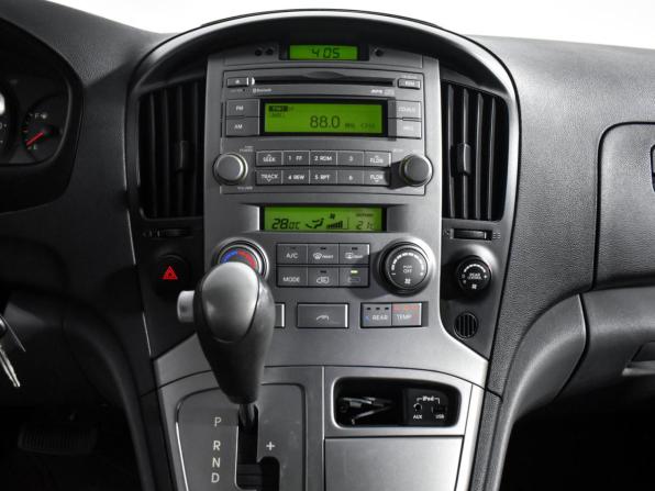 Hyundai Grand Starex I с пробегом 2010 года, цена 1 219 000 рублей, 243406 км, минивэн, Автокод Объявления