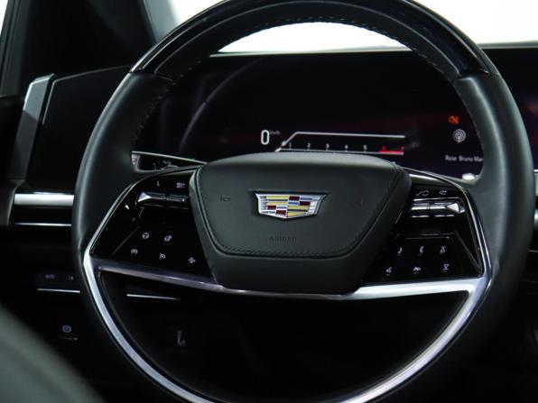 Cadillac Escalade V Рестайлинг с пробегом 2025 года, цена 16 499 000 рублей, 15448 км, внедорожник, Автокод Объявления