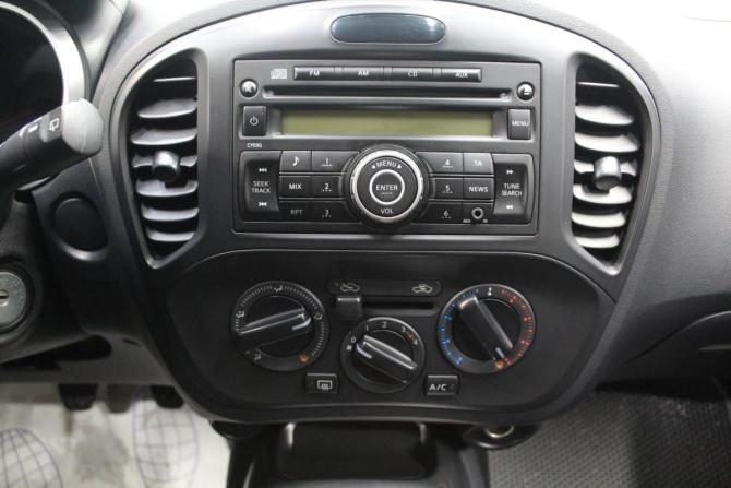 Nissan Juke I с пробегом 2011 года, цена 899 000 рублей, 175441 км, внедорожник, Автокод Объявления