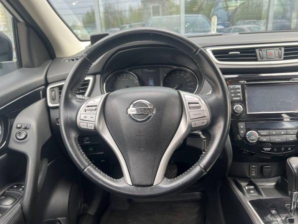Nissan Qashqai II с пробегом 2017 года, цена 1 370 000 рублей, 70560 км, внедорожник, Автокод Объявления