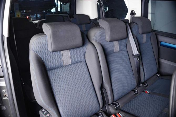 Peugeot Traveller I с пробегом 2017 года, цена 2 089 000 рублей, 250365 км, минивэн, Автокод Объявления