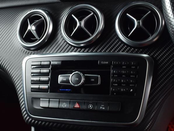 Mercedes-Benz A-Класс III (W176) с пробегом 2015 года, цена 1 329 997 рублей, 45721 км, хэтчбек, Автокод Объявления