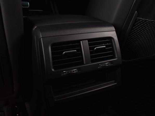 Volkswagen Touareg III с пробегом 2019 года, цена 4 619 999 рублей, 129700 км, внедорожник, Автокод Объявления