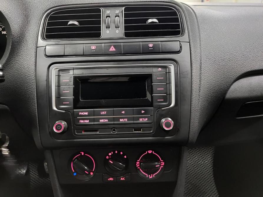 Volkswagen Polo V Рестайлинг Казань  - изображение 18