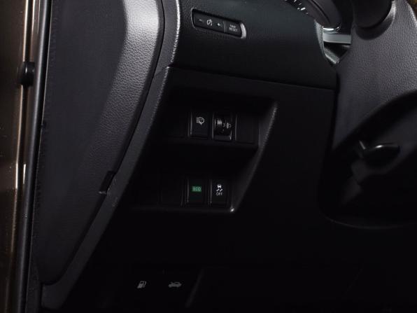 Nissan Qashqai II с пробегом 2015 года, цена 1 264 995 рублей, 106111 км, внедорожник, Автокод Объявления