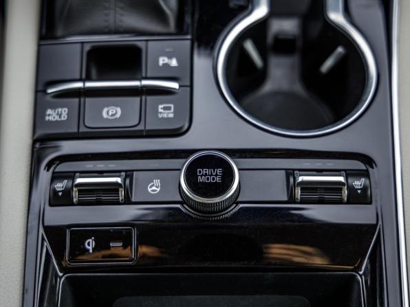 Kia K5 III с пробегом 2021 года, цена 2 848 000 рублей, 60482 км, седан, Автокод Объявления