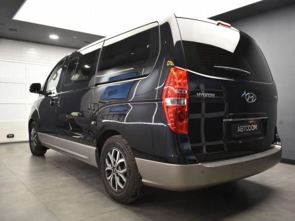 Hyundai H-1 II Рестайлинг 2 с пробегом 2019 года, цена 3 150 000 рублей, 114688 км, минивэн, Автокод Объявления