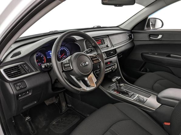 Kia Optima IV Рестайлинг с пробегом 2018 года, цена 1 590 000 рублей, 171095 км, седан, Автокод Объявления