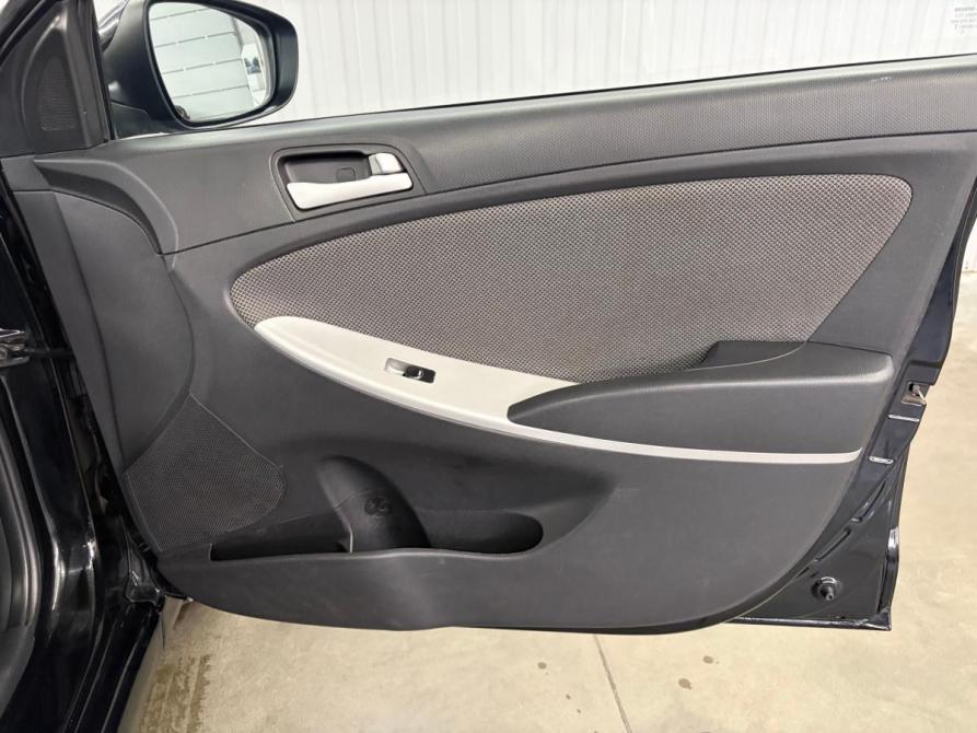 Hyundai Solaris I Краснодар  - изображение 16