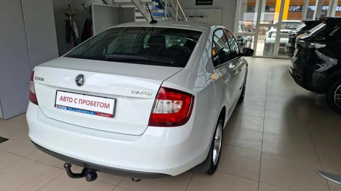 Skoda Rapid I с пробегом 2017 года, цена 1 228 000 рублей, 87000 км, лифтбек, Автокод Объявления