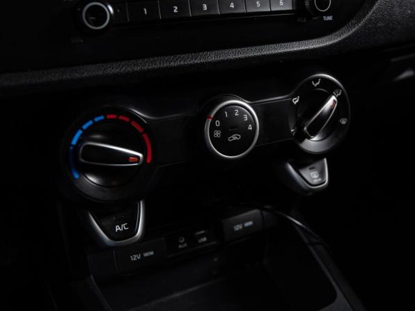 Kia Rio IV с пробегом 2020 года, цена 1 380 000 рублей, 93817 км, седан, Автокод Объявления