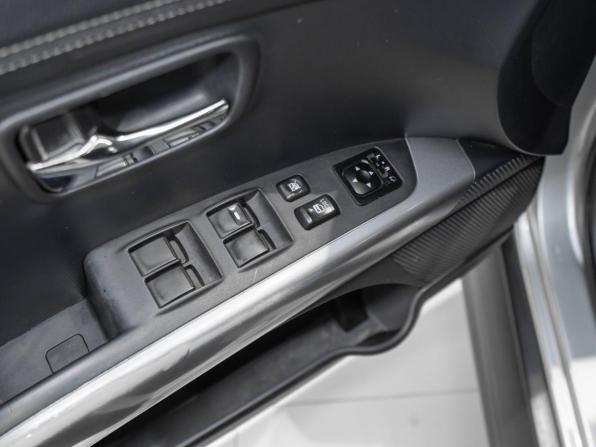Mitsubishi Outlander II Рестайлинг с пробегом 2011 года, цена 815 000 рублей, 302279 км, внедорожник, Автокод Объявления