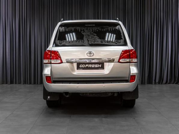 Toyota Land Cruiser 200 Series с пробегом 2007 года, цена 2 849 000 рублей, 374117 км, внедорожник, Автокод Объявления