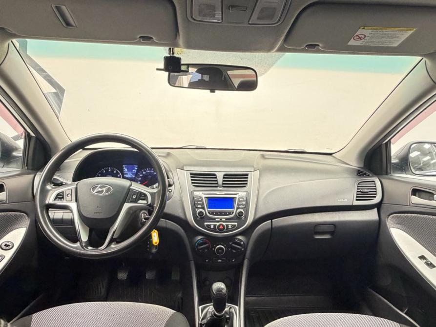 Hyundai Solaris I Ростов-на-Дону  - изображение 10