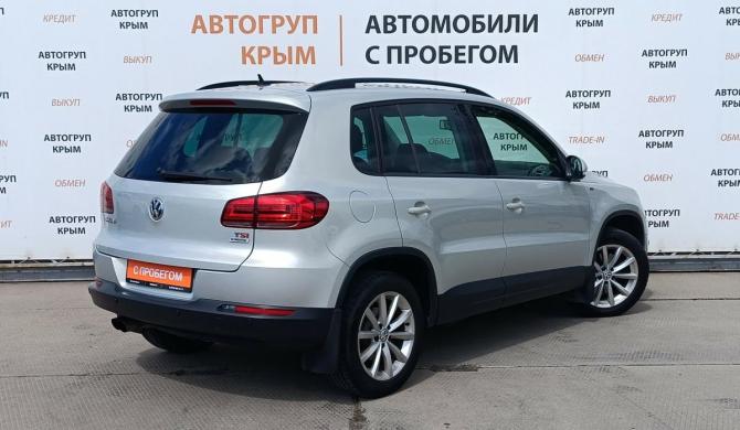 Volkswagen Tiguan I Рестайлинг с пробегом 2016 года, цена 1 590 000 рублей, 140082 км, внедорожник, Автокод Объявления