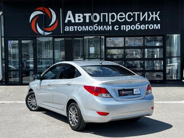 Hyundai Solaris I с пробегом 2012 года, цена 829 999 рублей, 182102 км, седан, Автокод Объявления