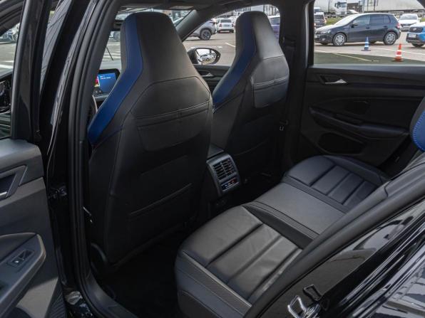 Volkswagen Golf R VIII с пробегом 2023 года, цена 6 200 000 рублей, 23644 км, хэтчбек, Автокод Объявления