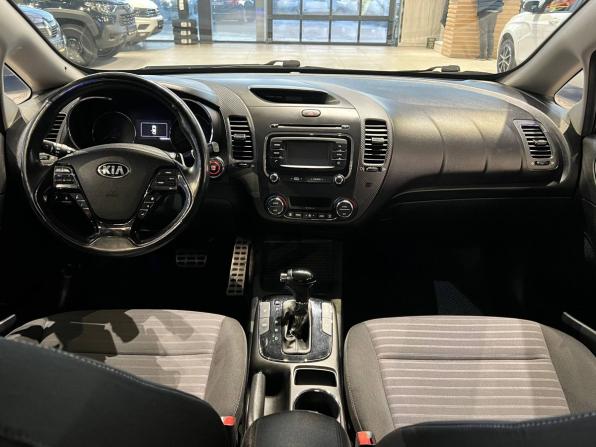 Kia Cerato III Рестайлинг (Classic) с пробегом 2017 года, цена 1 570 000 рублей, 123848 км, седан, Автокод Объявления