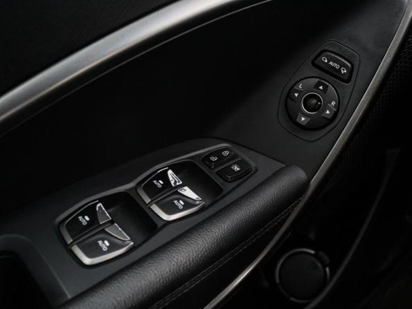 Hyundai Santa Fe III Рестайлинг с пробегом 2017 года, цена 2 500 000 рублей, 113840 км, внедорожник, Автокод Объявления