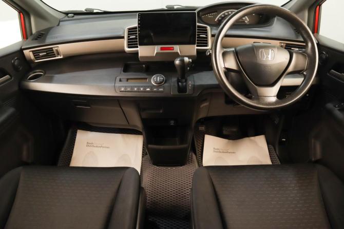 Honda Freed I с пробегом 2011 года, цена 1 229 000 рублей, 242000 км, компактвэн, Автокод Объявления