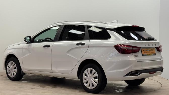 Lada (ВАЗ) Vesta I Рестайлинг (NG) с пробегом 2023 года, цена 1 340 000 рублей, 29630 км, универсал, Автокод Объявления