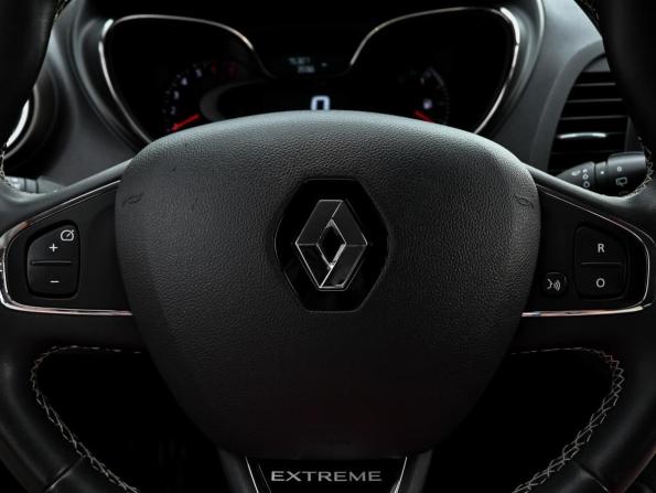 Renault Kaptur I с пробегом 2018 года, цена 1 777 000 рублей, 75307 км, внедорожник, Автокод Объявления