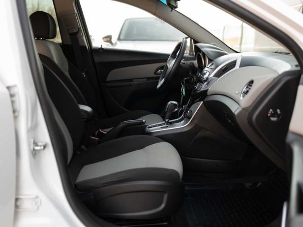 Chevrolet Cruze I Рестайлинг с пробегом 2014 года, цена 830 000 рублей, 193763 км, хэтчбек, Автокод Объявления