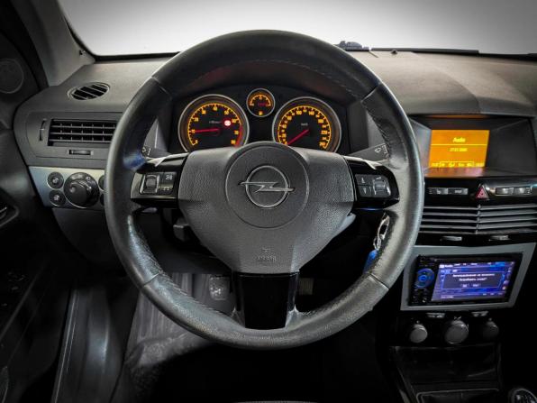 Opel Astra H Рестайлинг с пробегом 2008 года, цена 408 900 рублей, 235000 км, хэтчбек, Автокод Объявления