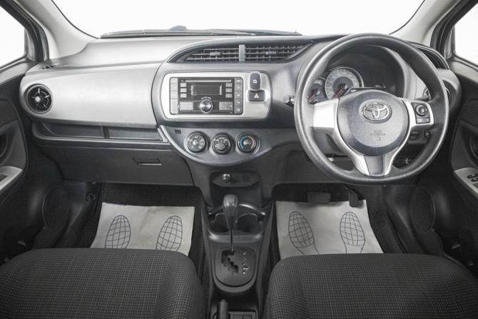 Toyota Vitz III (XP130) Рестайлинг с пробегом 2016 года, цена 869 000 рублей, 177200 км, хэтчбек, Автокод Объявления