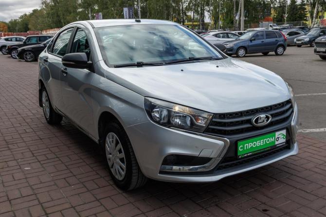 Lada (ВАЗ) Vesta I с пробегом 2020 года, цена 946 000 рублей, 53461 км, седан, Автокод Объявления