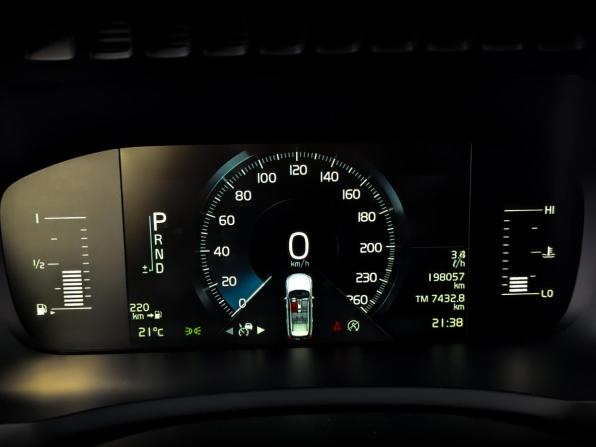 Volvo XC90 II с пробегом 2018 года, цена 3 520 000 рублей, 198052 км, внедорожник, Автокод Объявления