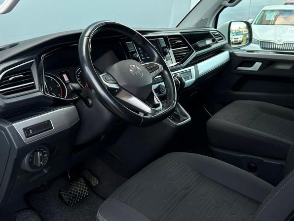 Volkswagen Multivan T6 Рестайлинг с пробегом 2020 года, цена 4 940 800 рублей, 174733 км, минивэн, Автокод Объявления