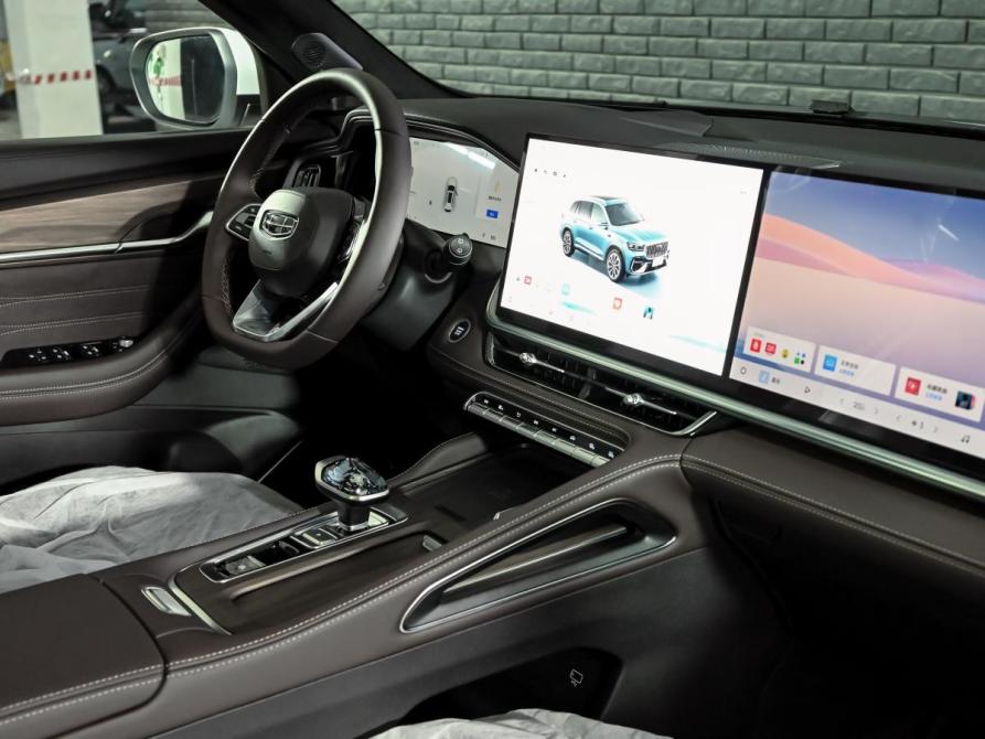 Geely Monjaro I Рестайлинг 2 Екатеринбург  - изображение 18