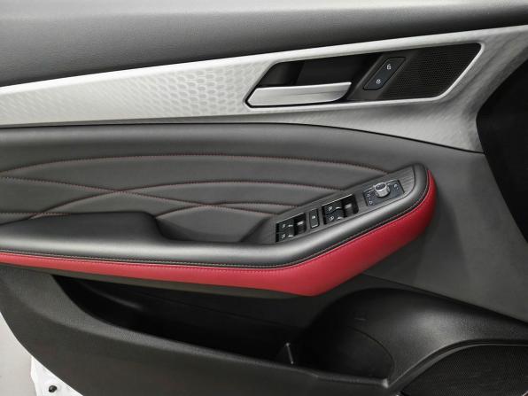 Haval F7x I Рестайлинг с пробегом 2022 года, цена 2 333 000 рублей, 44700 км, внедорожник, Автокод Объявления